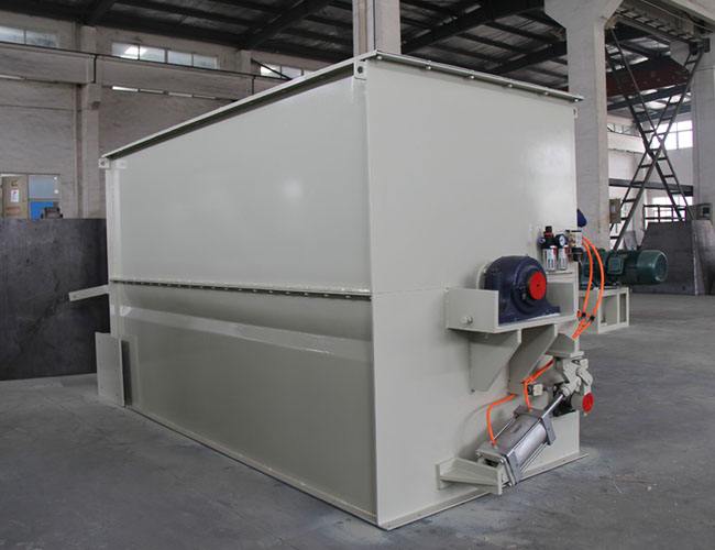 容器回轉型(xíng)混合機(jī)類型的優缺點(diǎn) 容器回轉型混(hún)合機類型的優缺點